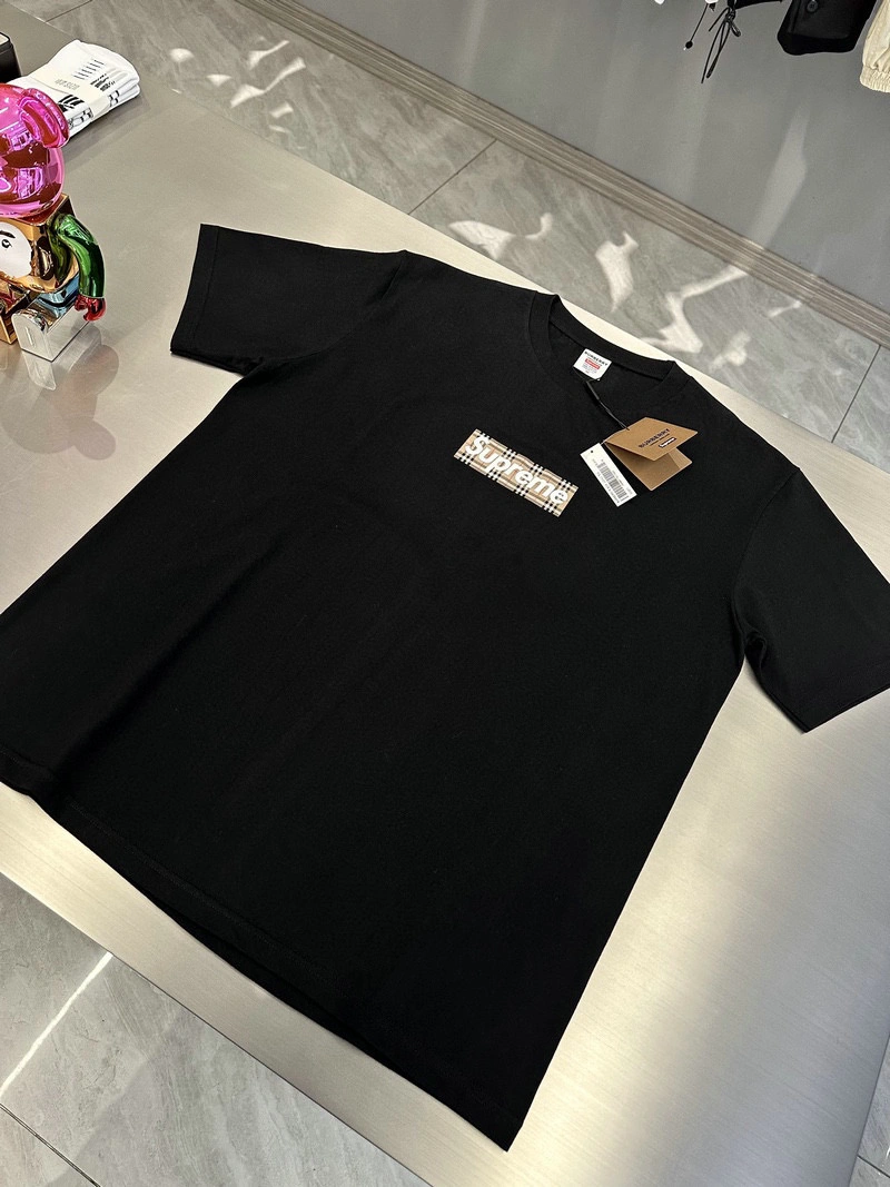 burberry × Supreme box logo tee★送関込★入手困難★誰もが欲しがる１着★