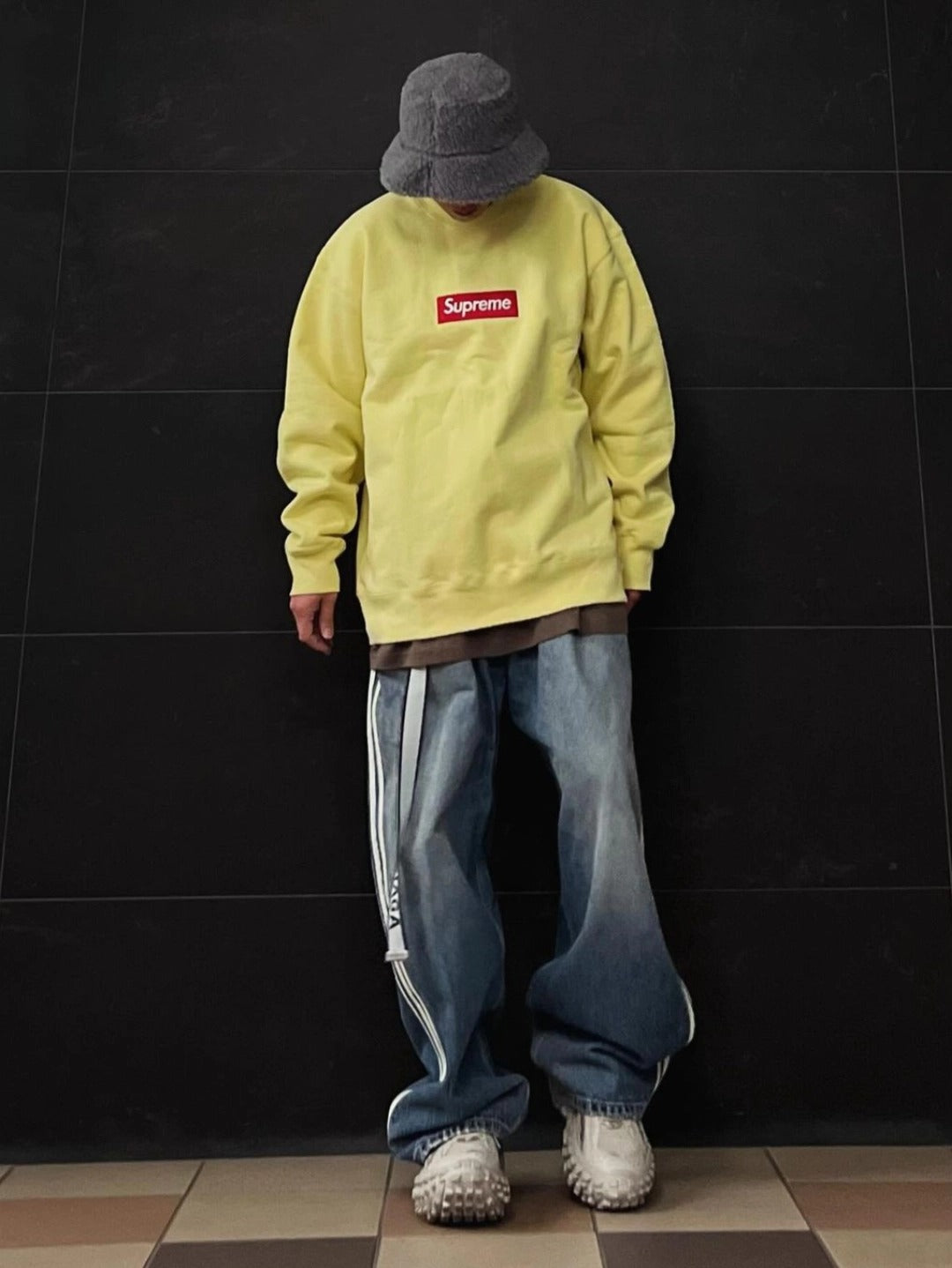 Supreme 22FW Box Logo Crewneck
