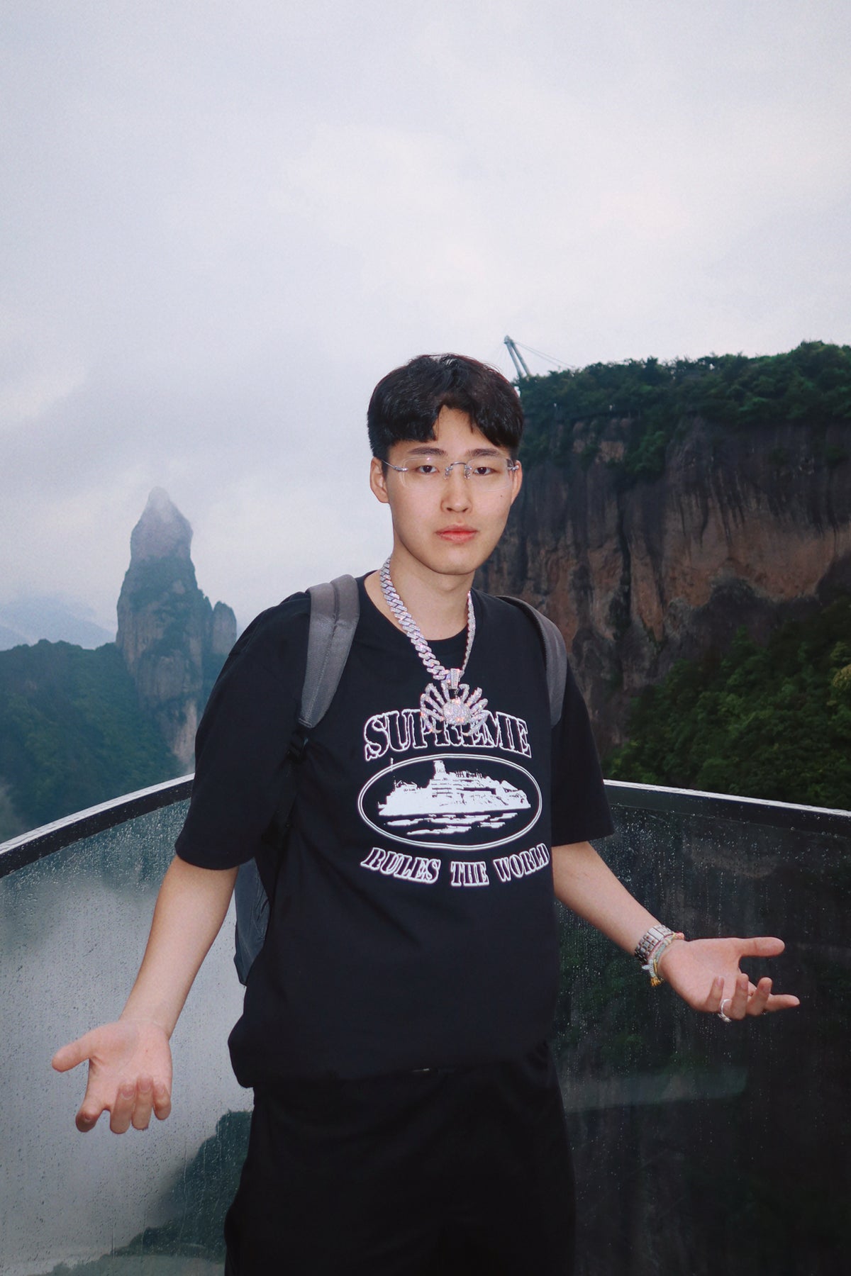 Supreme/Corteiz Rules The World Tee