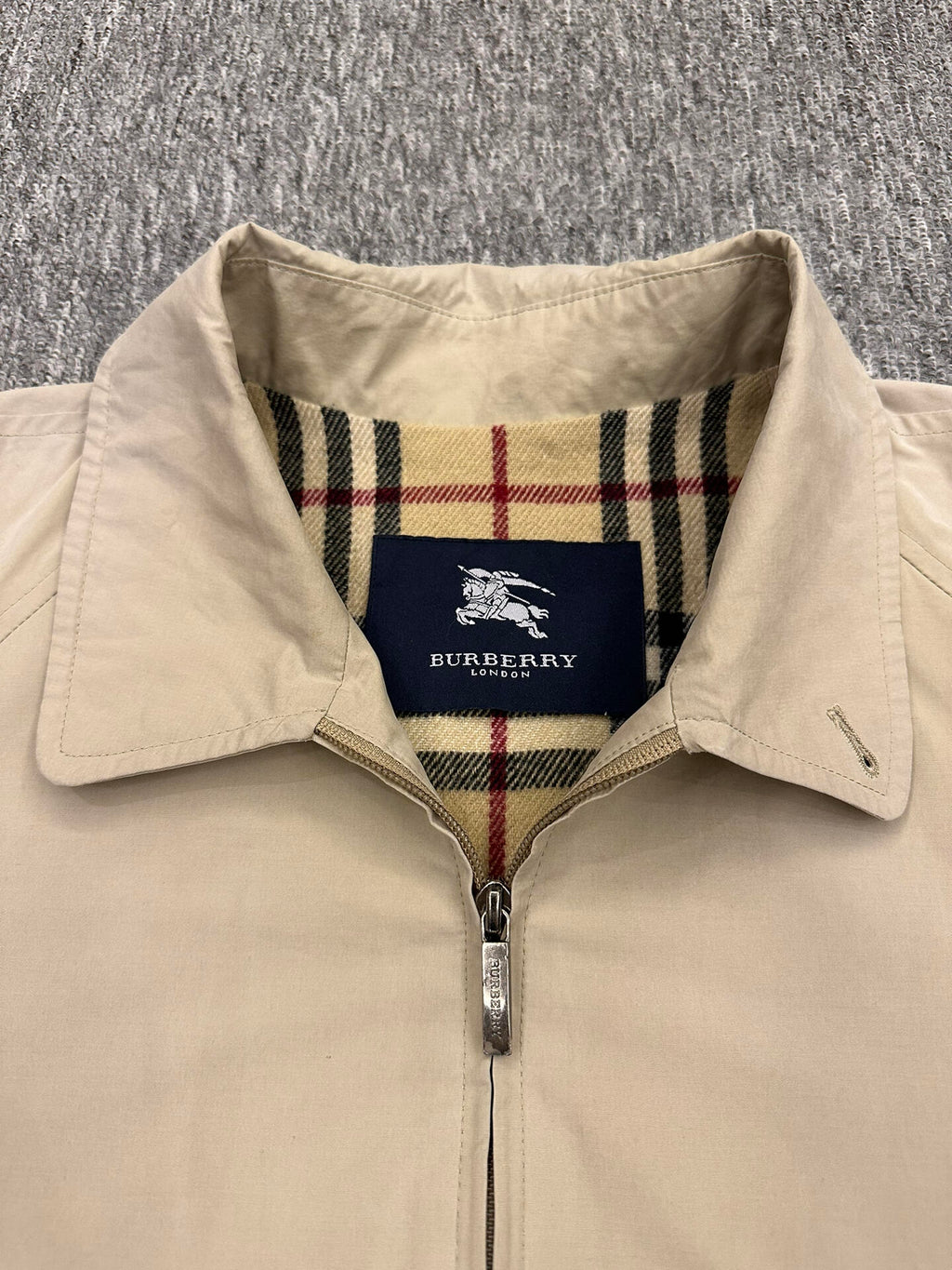 BURBERRY Vintage カーキのクラシックジャケット